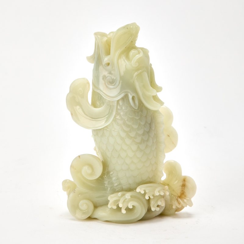 A Chinese Celadon Jade Carving of a Figural Group - 图2