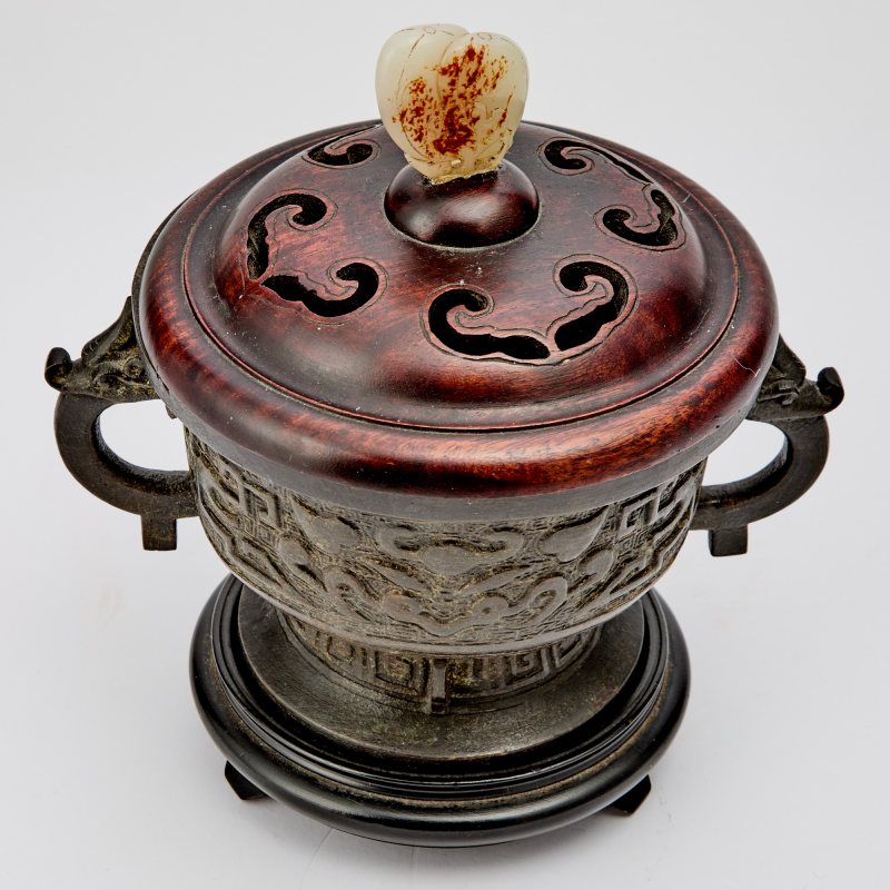 A Chinese Cast Bronze Censer, Gui - 图2