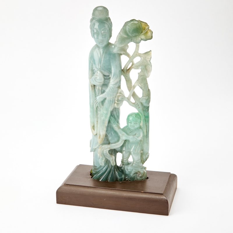 A Chinese Jadeite Figural Group