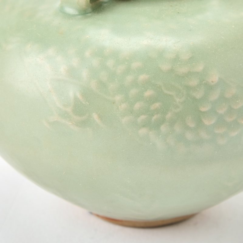 A Chinese Longquan Celadon Jar - 图6