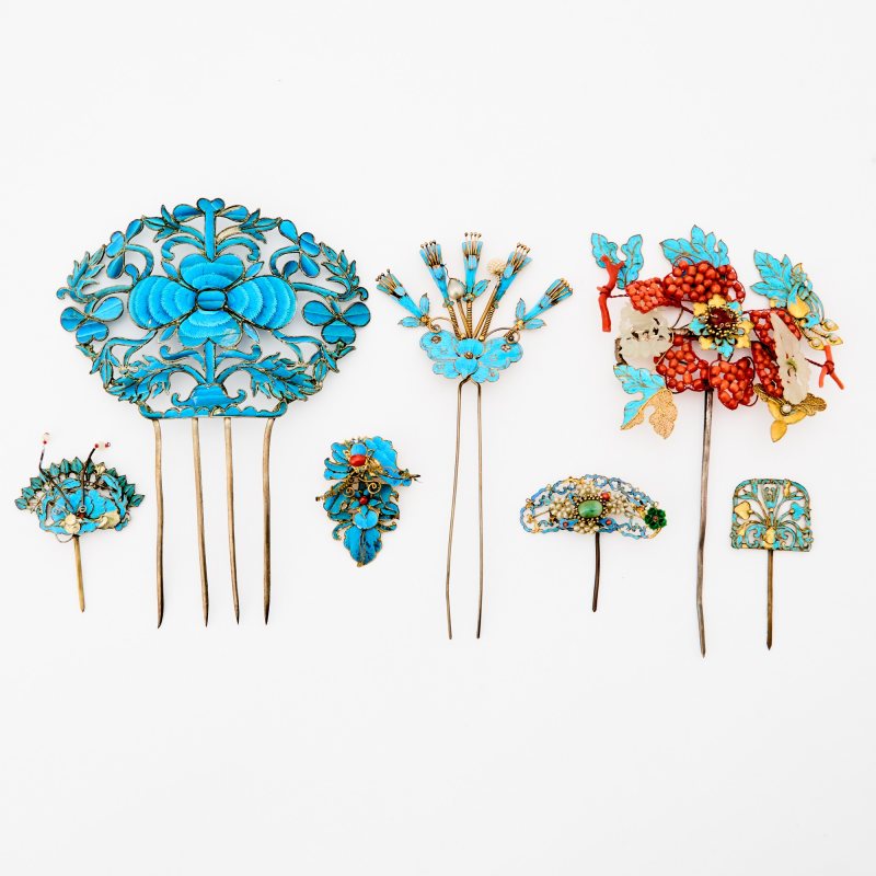 An Assortment of Rare Chinese Hair Accessories - 图2