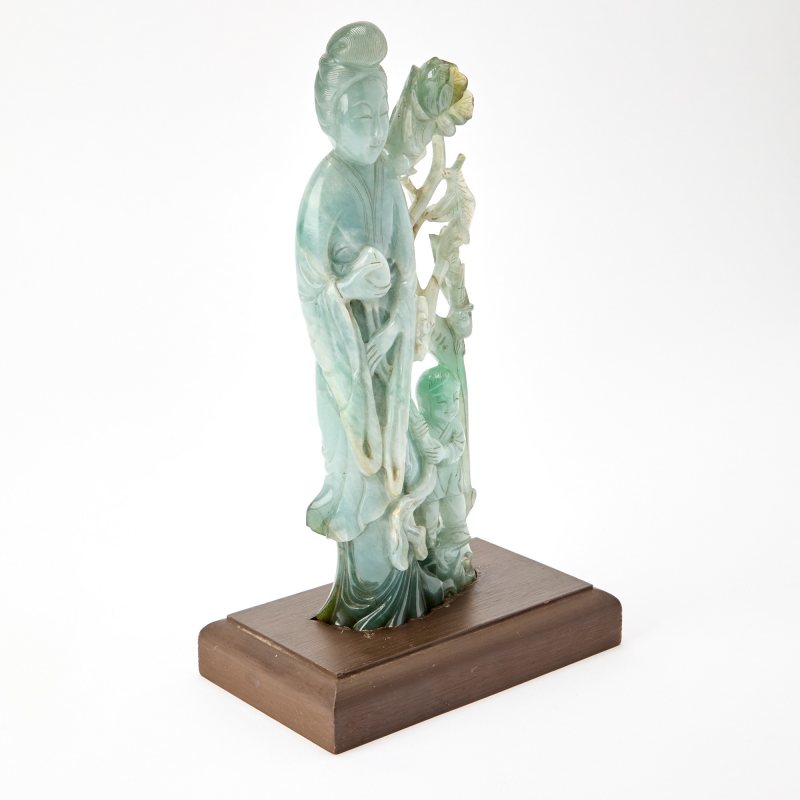 A Chinese Jadeite Figural Group - 图3