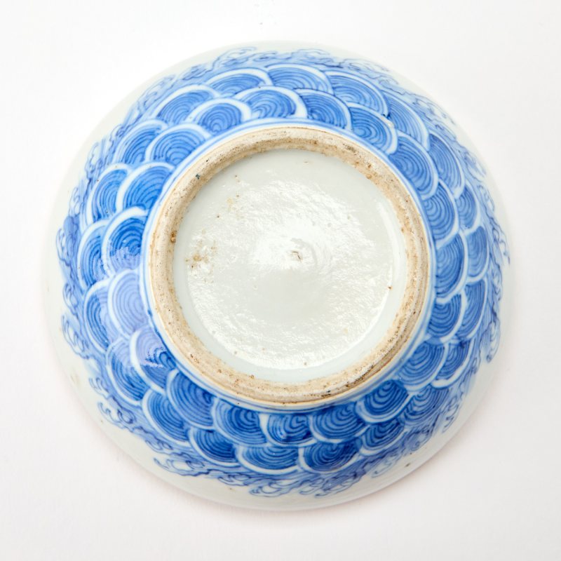 A Chinese Blue and White Porcelain Covered Paste Box - 图4