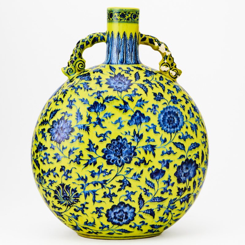 An Exceptionally Rare Chinese Yellow Ground and Underglaze Blue Porcelain Moon Flask, Baoyueping