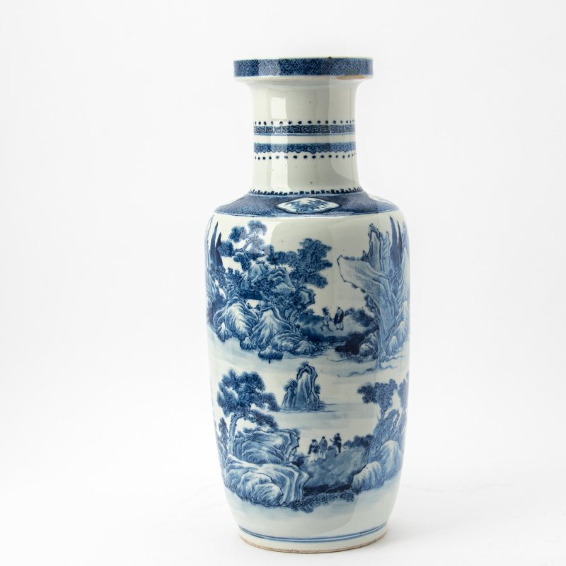 A Chinese Kangxi-Style Blue and White Porcelain Rouleau Vase - 图3