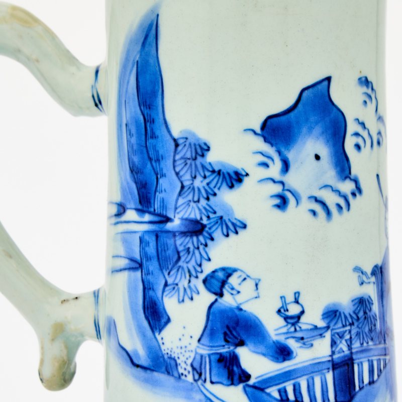A Chinese Blue and White Porcelain Tankard - 图5