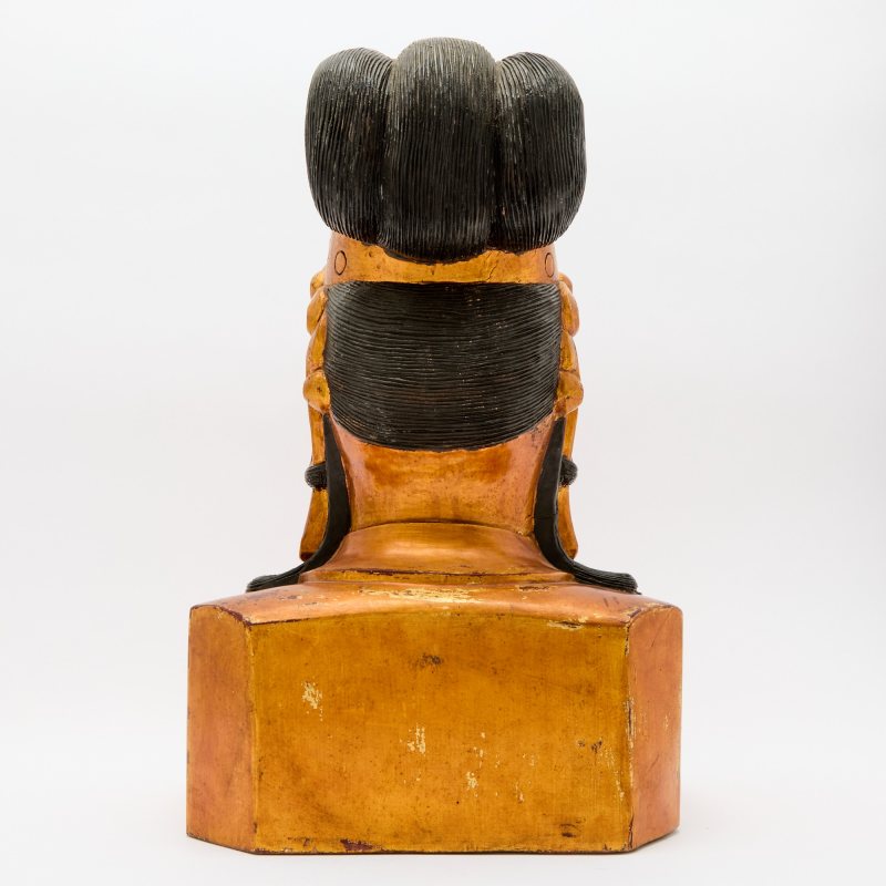 A Chinese Lacquered Wood Bust of Guanyin - 图5