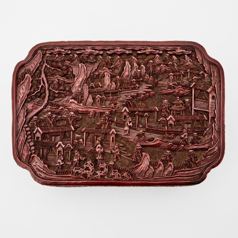 A Chinese Carved Cinnabar Lacquer Box - 图2