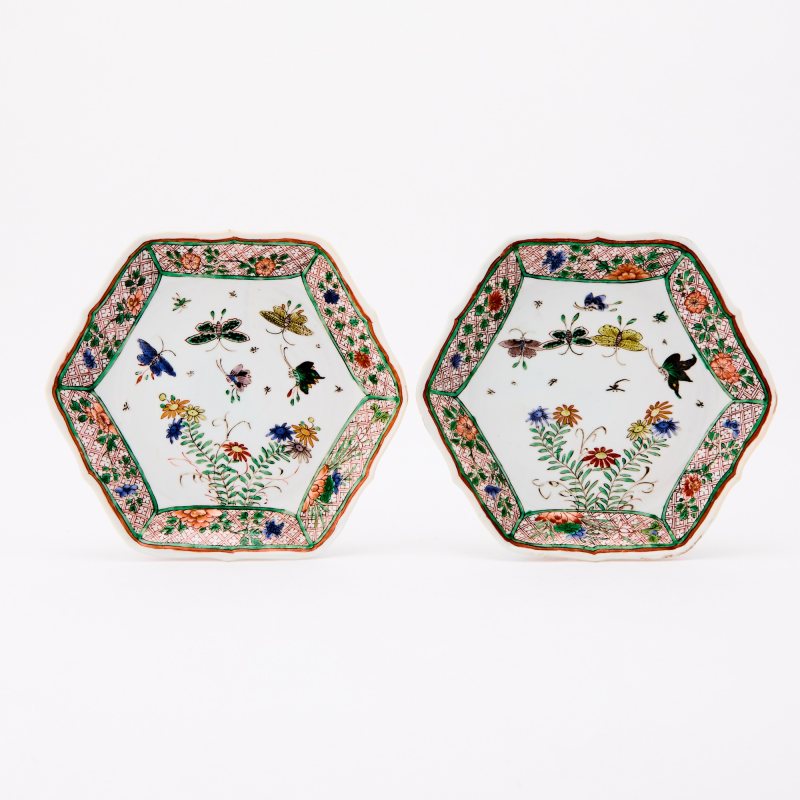 A Pair of Chinese Famille Verte Porcelain Hexagonal Dishes