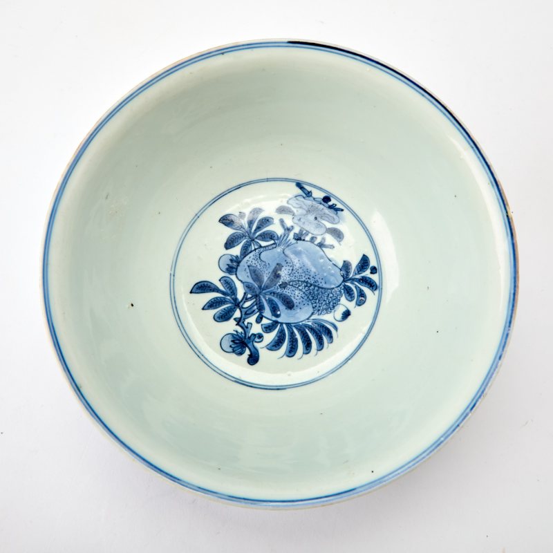 An Unusual Chinese Blue and White Porcelain Bowl - 图5
