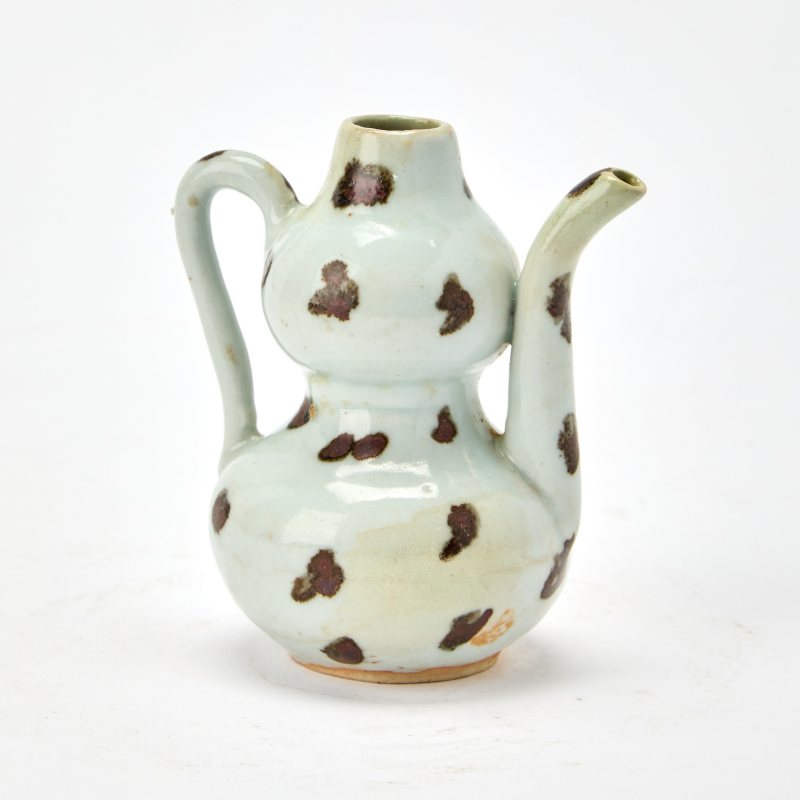 A Group of Four Chinese Glazed Ewers - 图10