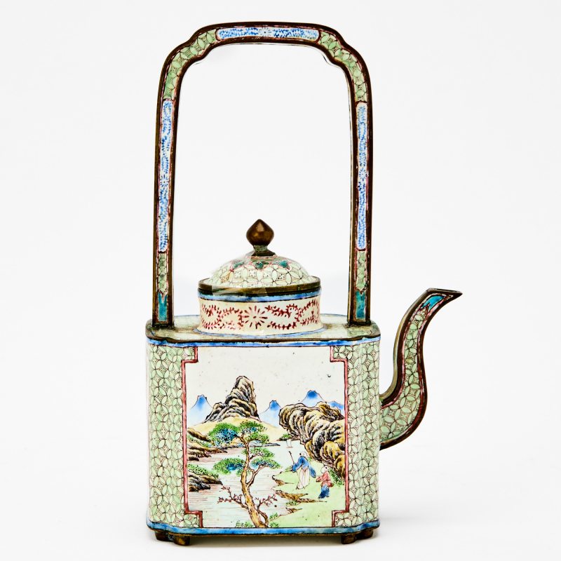 A Chinese Canton Enamel Teapot - 图3