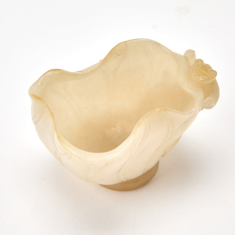 A Chinese Carved White Jade Water Coupe - 图6