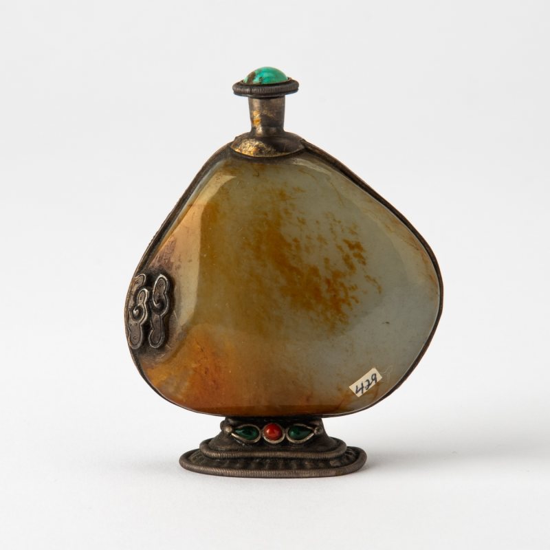 A Chinese Silver-Mounted Pebble Jade Snuff Bottle