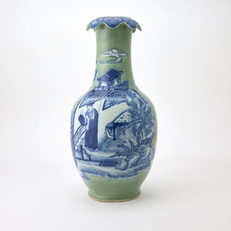 A Chinese Celadon-Glazed Blue and White Porcelain Vase - 图2
