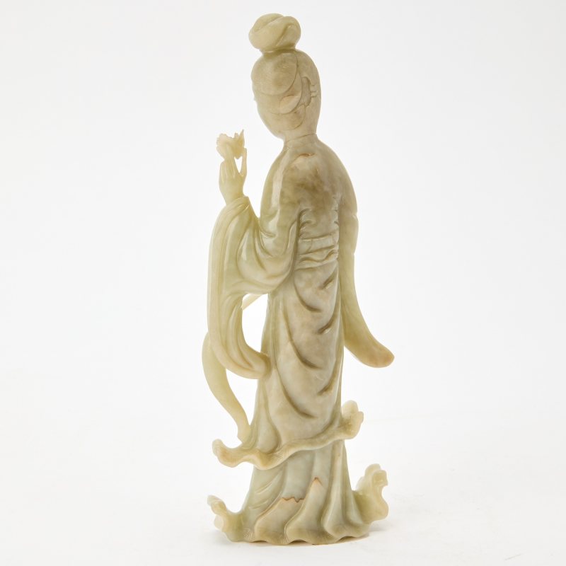 A Chinese Celadon Jade Figure of a Meiren - 图3