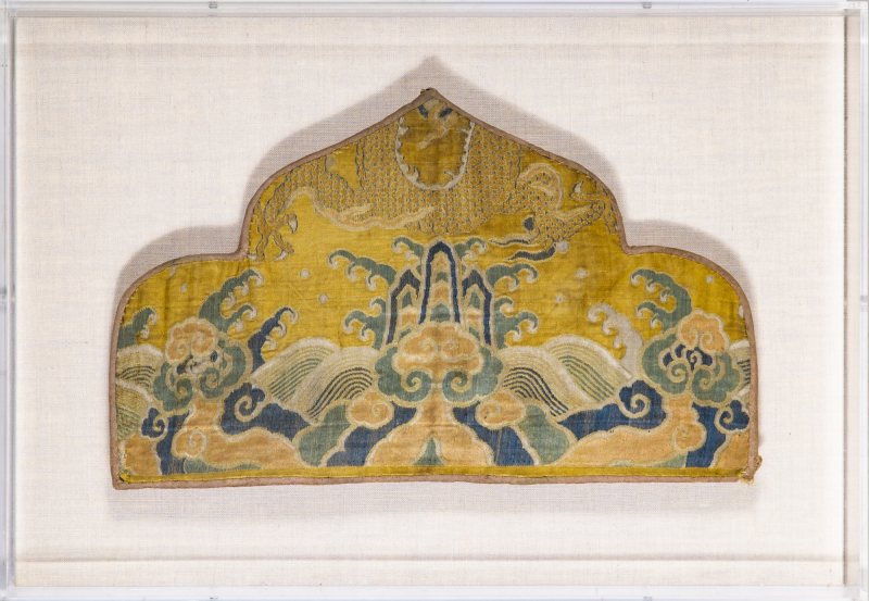 Two Chinese Brocade Silk Throne Cushion Covers - 图2