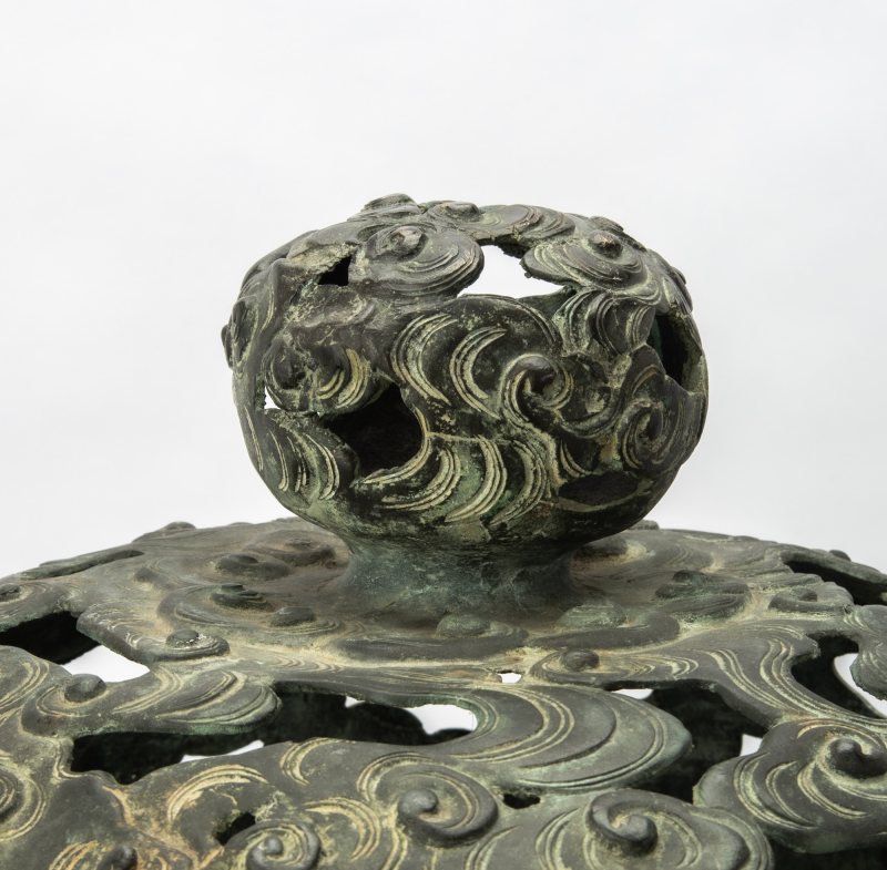 A Large Chinese Cast Bronze Censer - 图2