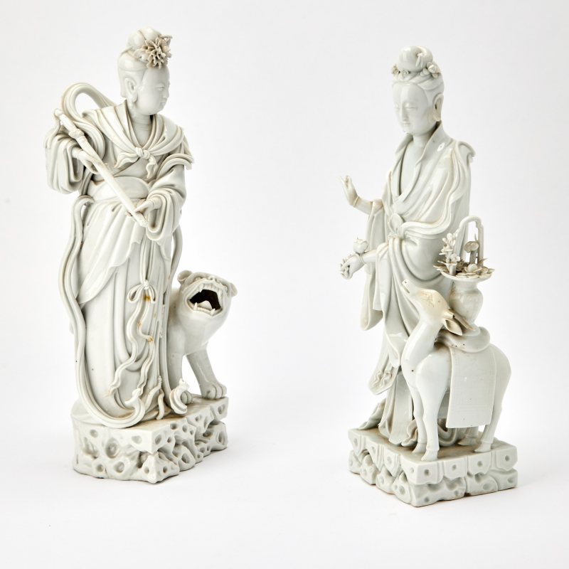 Two Chinese Dehua Porcelain Figures of Guanyin - 图6