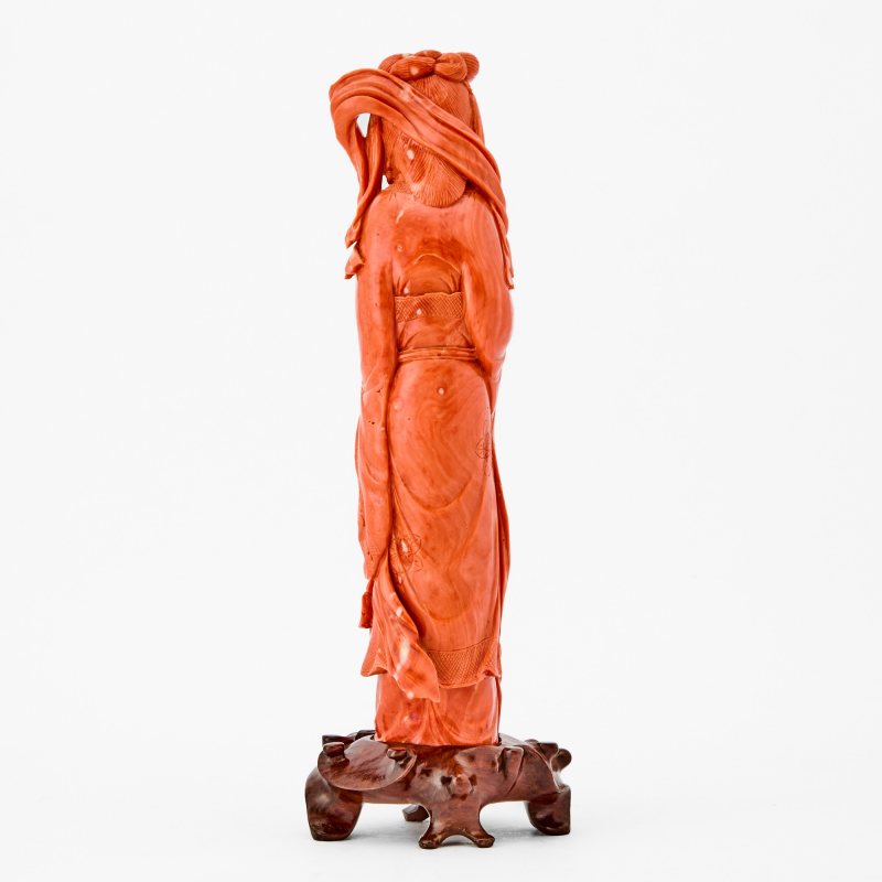 A Chinese Carved Coral Figure of a Meiren - 图5