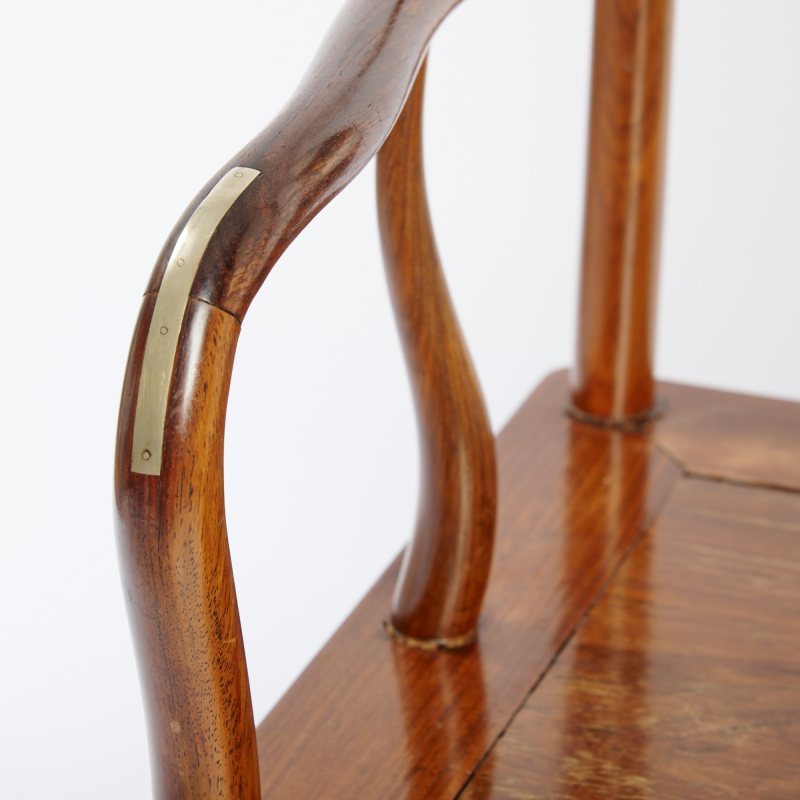 A Pair of Chinese Huanghuali and Mixed Hardwood Yokeback Armchairs, Nanguanmaoyi - 图7