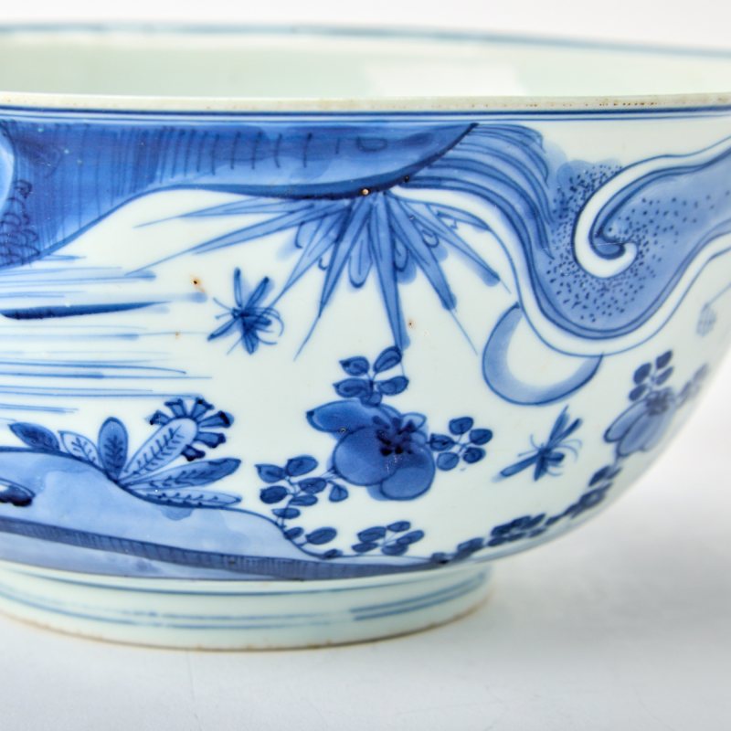 An Unusual Chinese Blue and White Porcelain Bowl - 图8