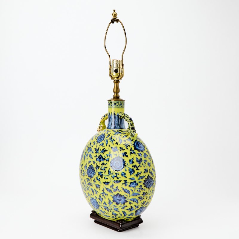 An Exceptionally Rare Chinese Yellow Ground and Underglaze Blue Porcelain Moon Flask, Baoyueping - 图8
