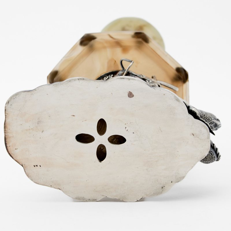 A Fine and Unusual Chinese Silver and Agate Candle Holder - 图6