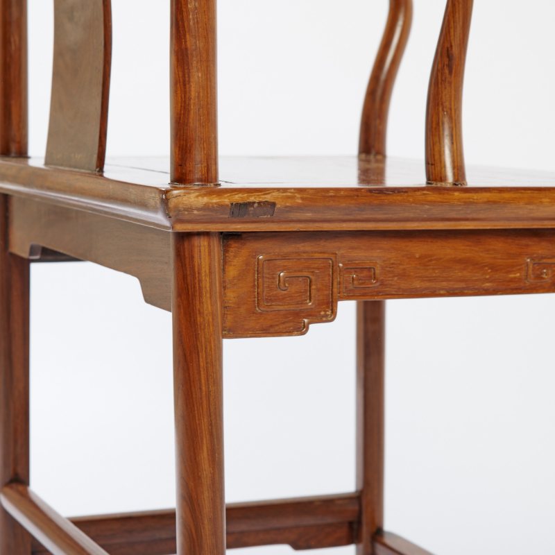 A Pair of Chinese Huanghuali and Mixed Hardwood Yokeback Armchairs, Nanguanmaoyi - 图11
