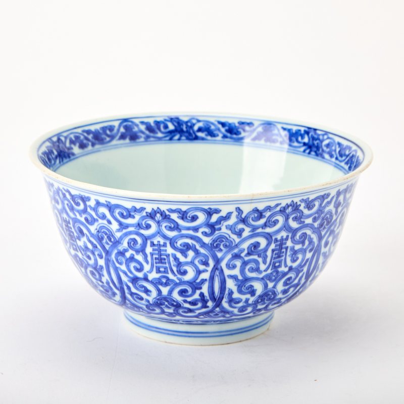 A Chinese Blue and White Porcelain Bowl - 图2