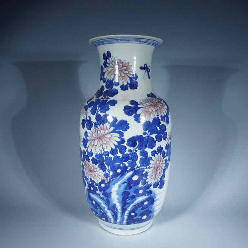 清中期青花釉里红花卉观音瓶
