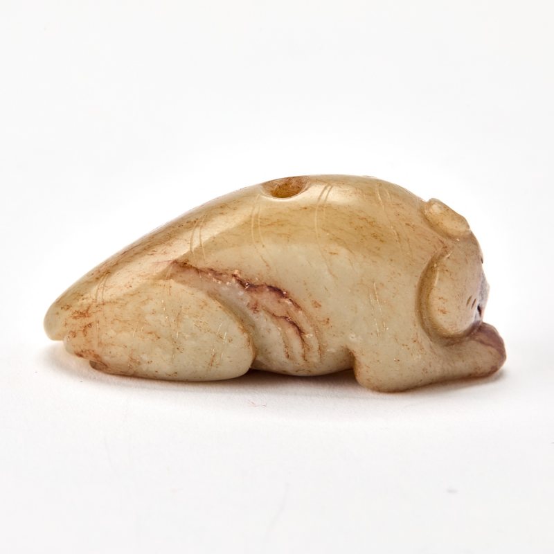 A Chinese Celadon Jade Toggle of a Tiger - 图4