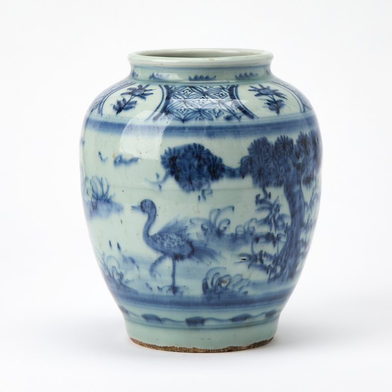 A Chinese Blue and White Porcelain Jar - 图3