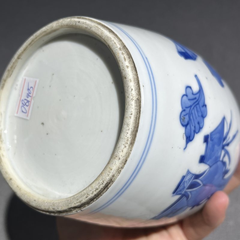 清康熙青花博古蒜头瓶 - 图12