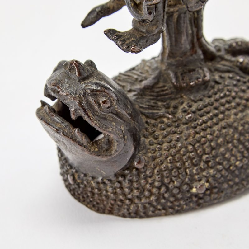 A Chinese Cast Bronze Incense Burner - 图5