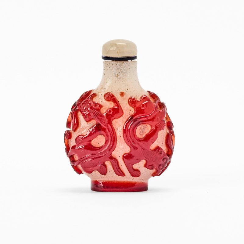 A Chinese Red Overlay Glass Snuff Bottle - 图2