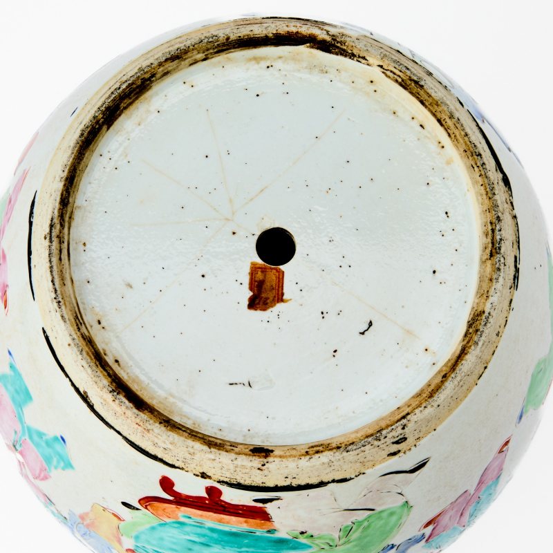 A Chinese Enameled Porcelain Jar - 图5
