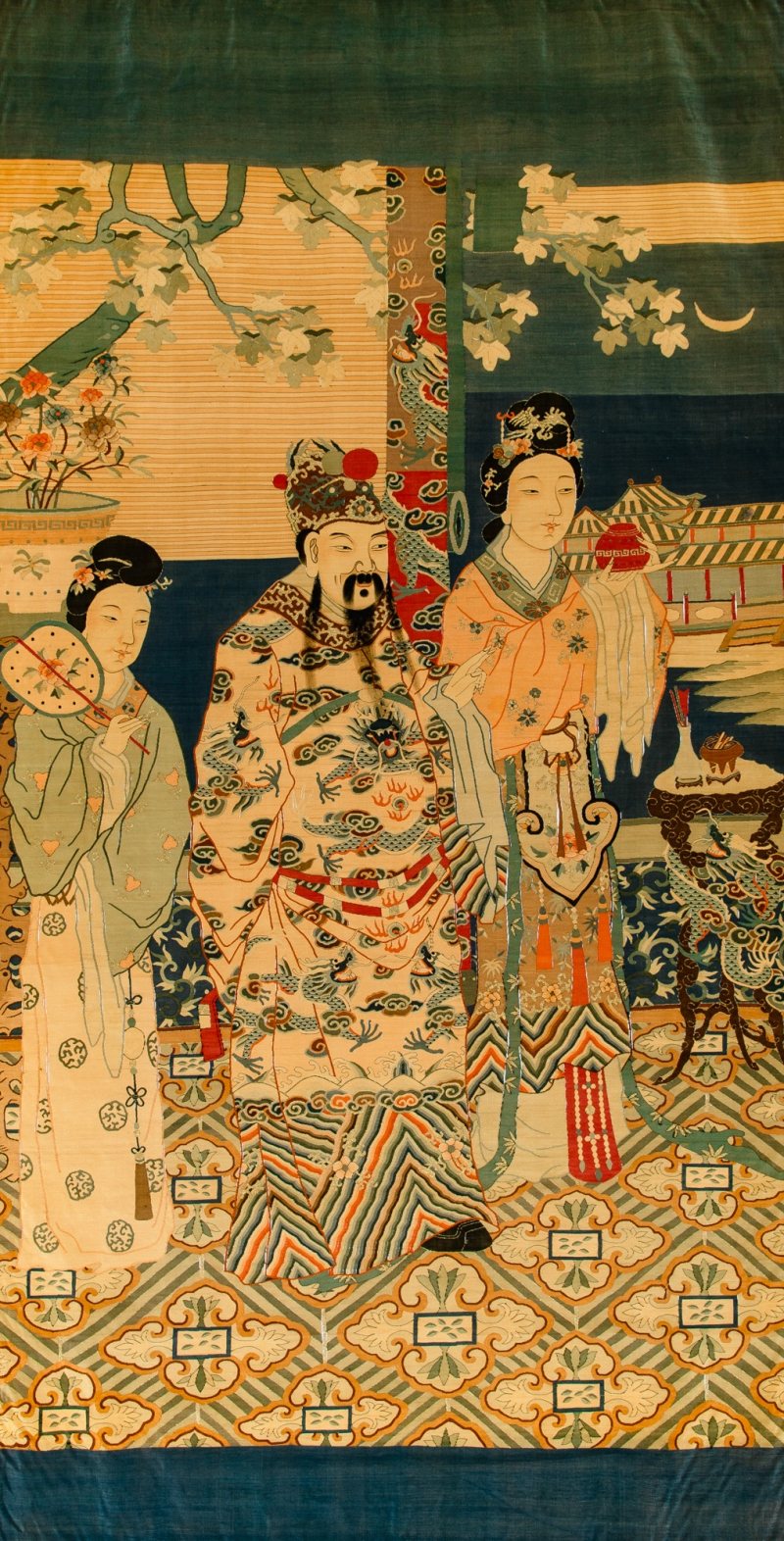 A Large Chinese Kesi Silk Panel - 图2