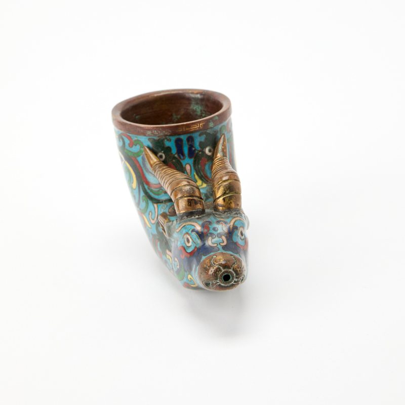 A Pair of Chinese Cloisonné Enamel Ram-Head Cups - 图5