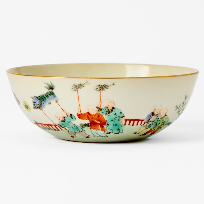 A Chinese Enameled Porcelain Bowl - 图2
