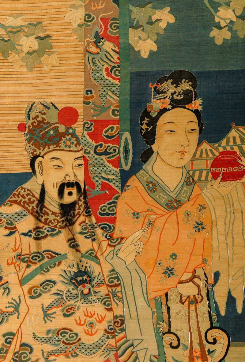 A Large Chinese Kesi Silk Panel - 图3
