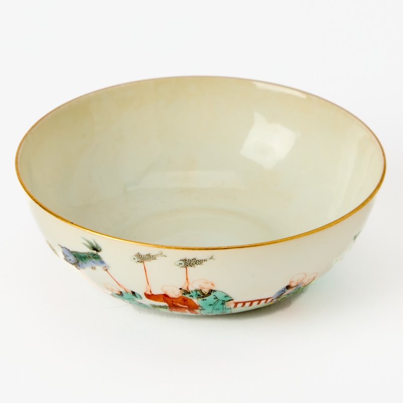 A Chinese Enameled Porcelain Bowl - 图3