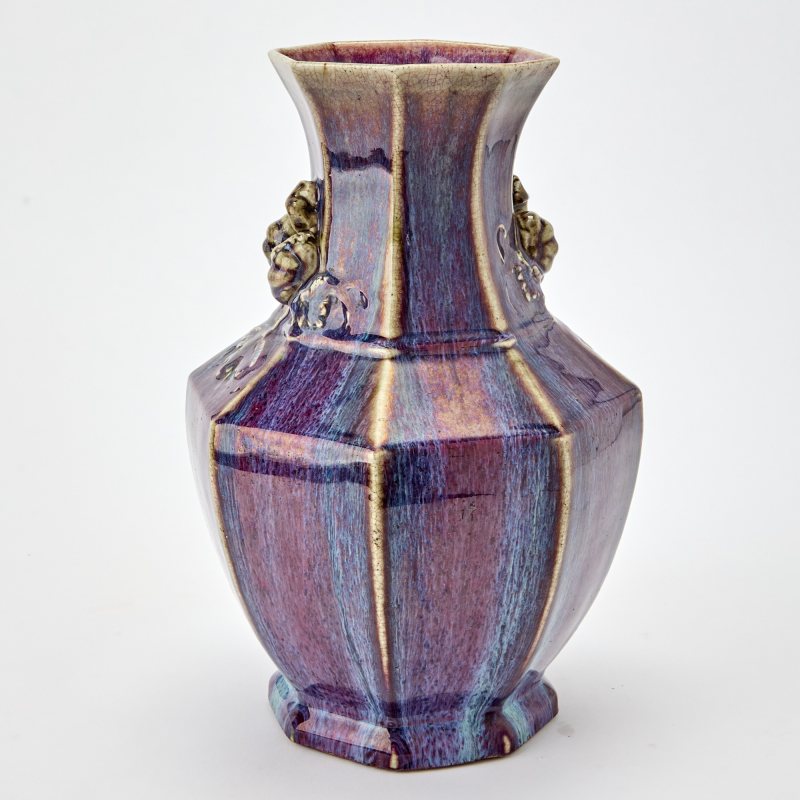 A Chinese Flambe Glazed Porcelain Octagonal Vase - 图3
