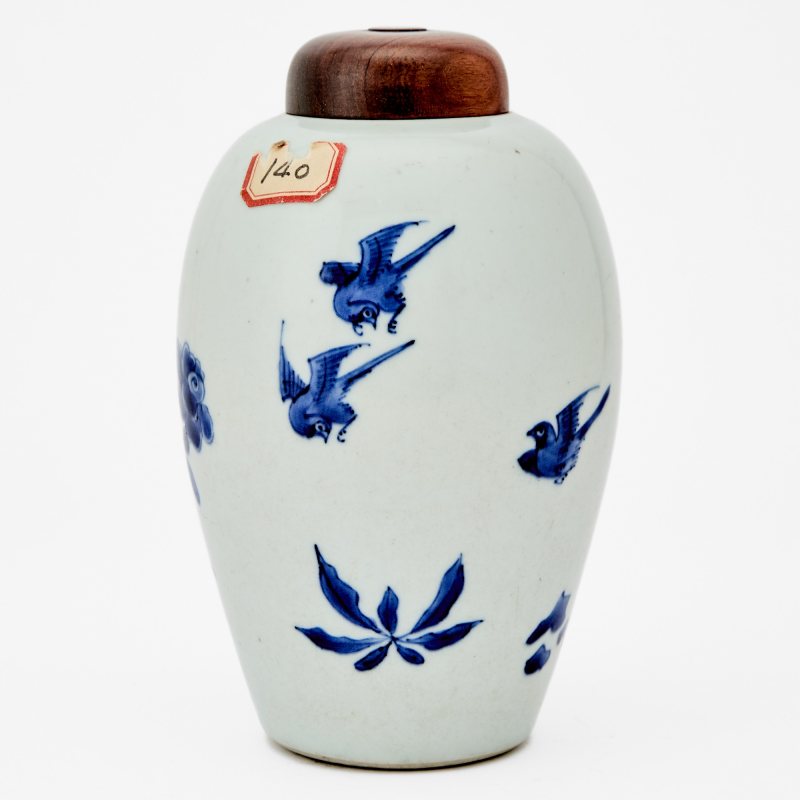 A Chinese Blue and White Porcelain Ovoid Jar - 图2