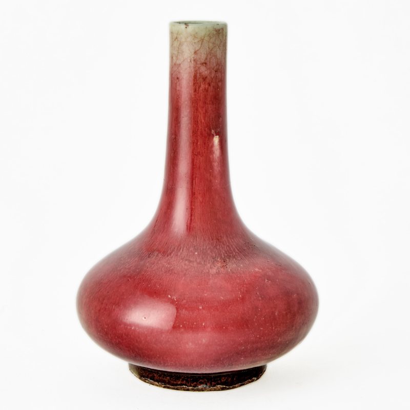 A Chinese Peachbloom Glazed Porcelain Vase