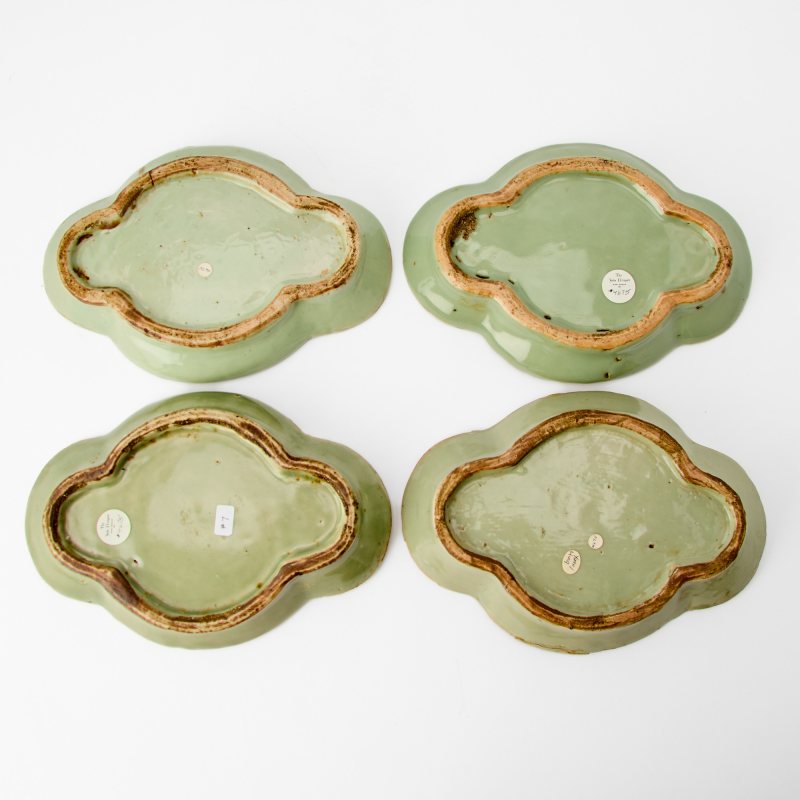 A Set of Four Chinese Celadon Glazed Ceramic Dishes - 图4