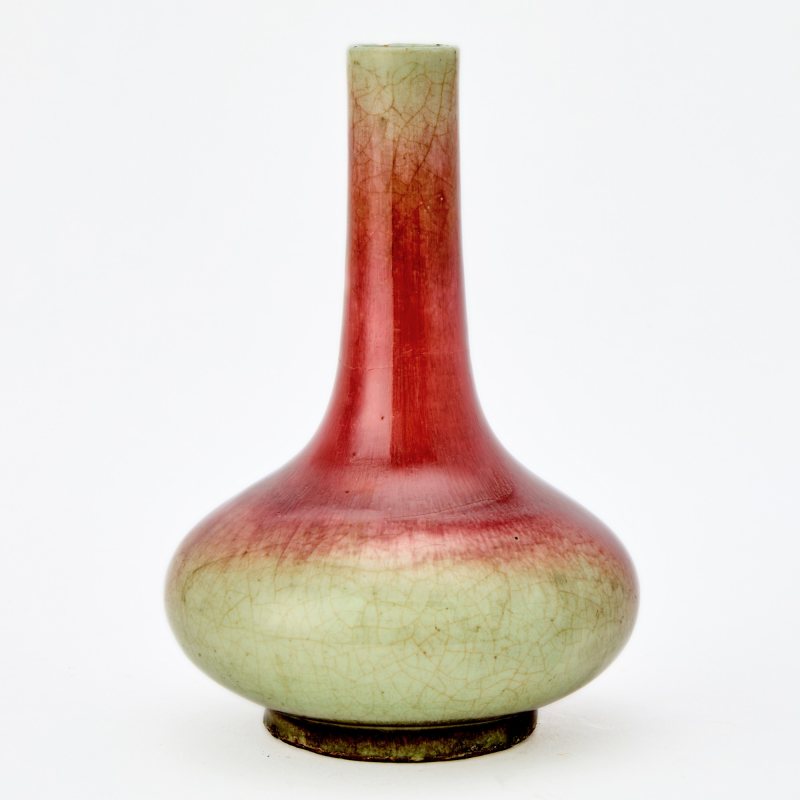 A Chinese Peachbloom Glazed Porcelain Vase - 图2