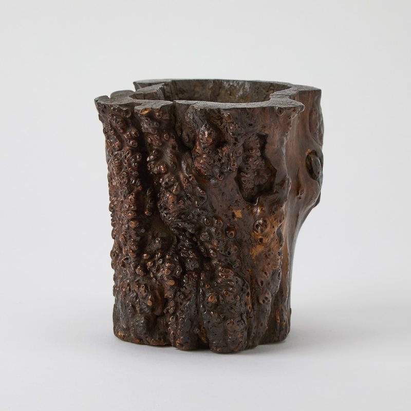 A Chinese Carved Burlwood Brush Pot - 图2