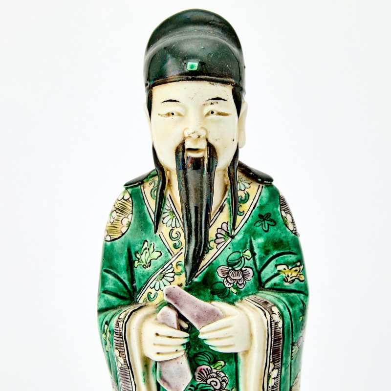 Two Chinese Famille Verte Porcelain Figures - 图4