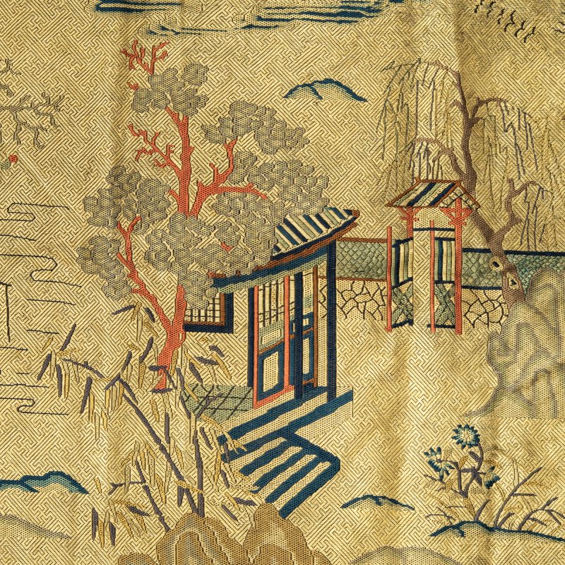 A Chinese Brocade Silk Table Frontal - 图3
